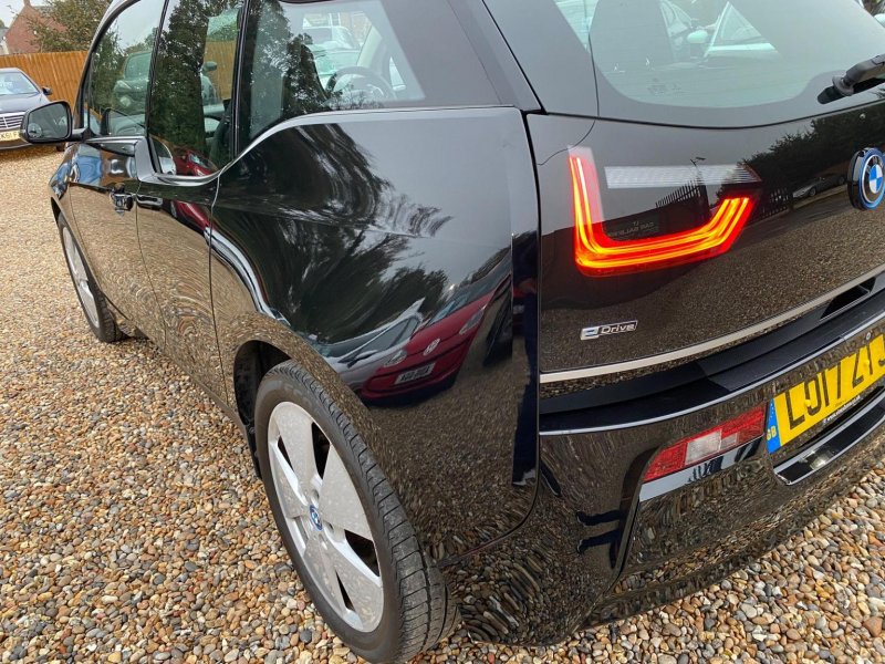 BMW I3