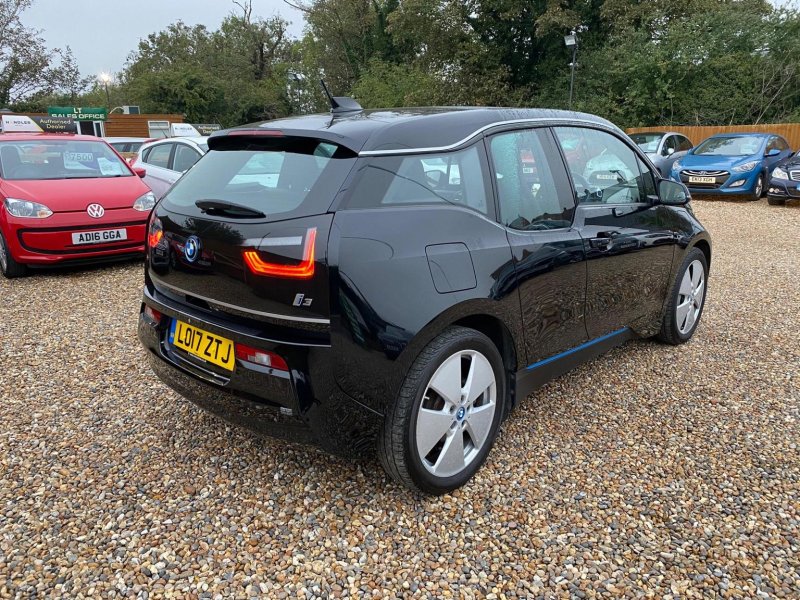 BMW I3