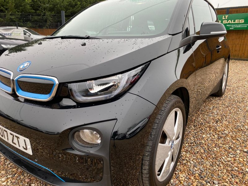 BMW I3