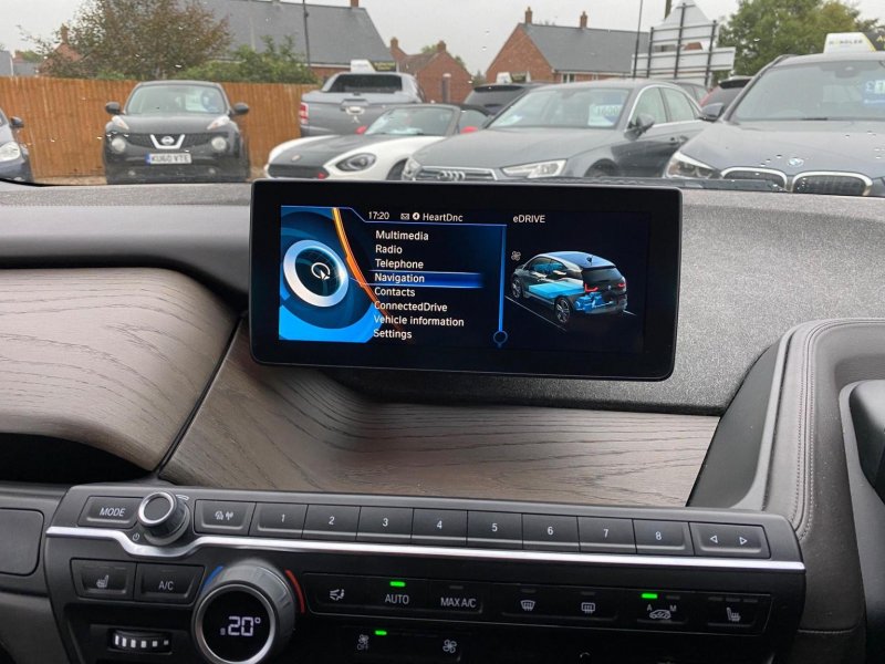 BMW I3