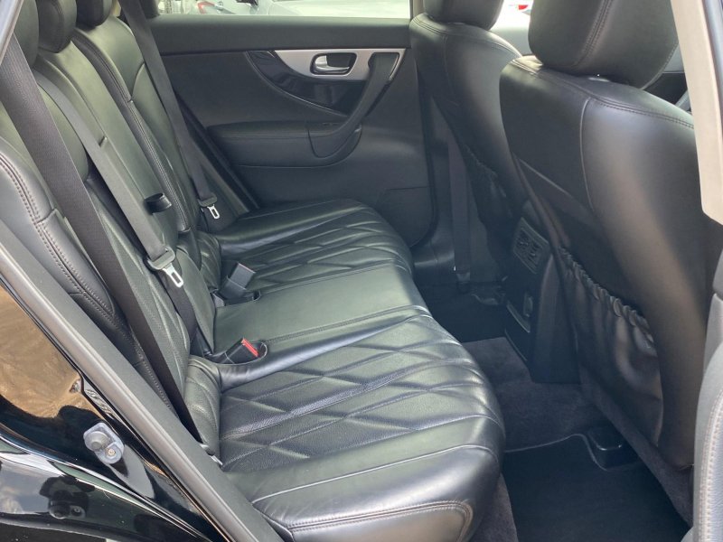 INFINITI FX