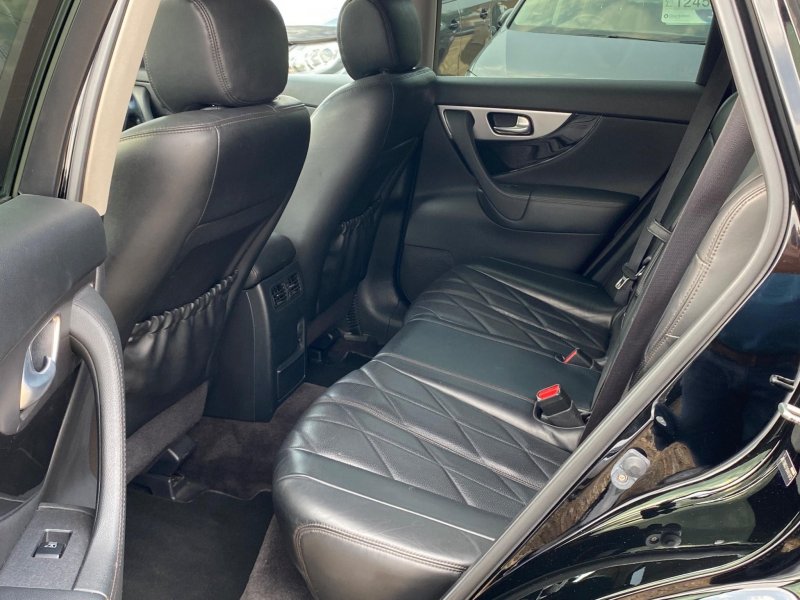 INFINITI FX