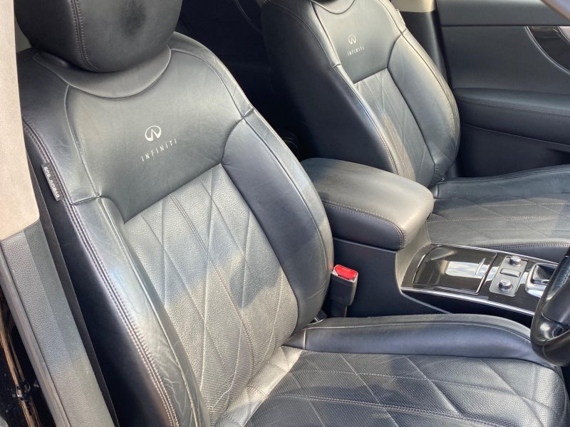 INFINITI FX