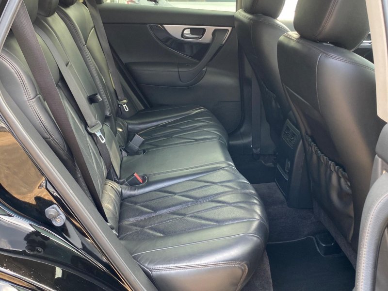 INFINITI FX