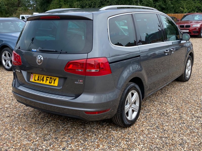 VOLKSWAGEN SHARAN