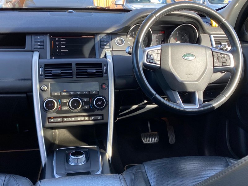 LAND ROVER DISCOVERY SPORT