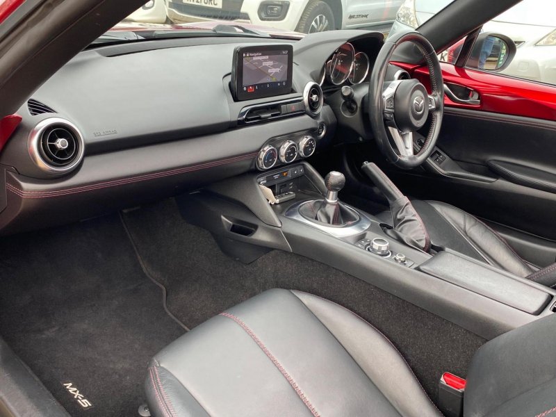 MAZDA MX-5