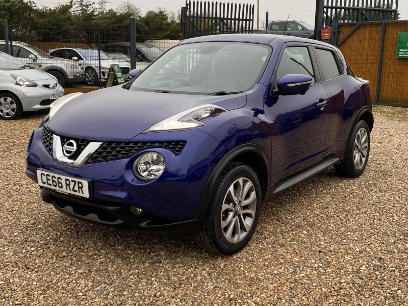 NISSAN JUKE