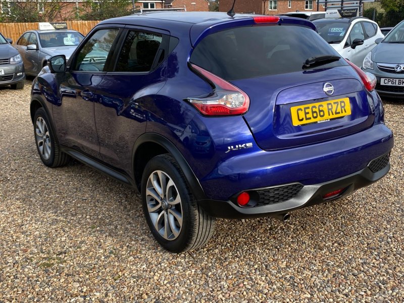 NISSAN JUKE