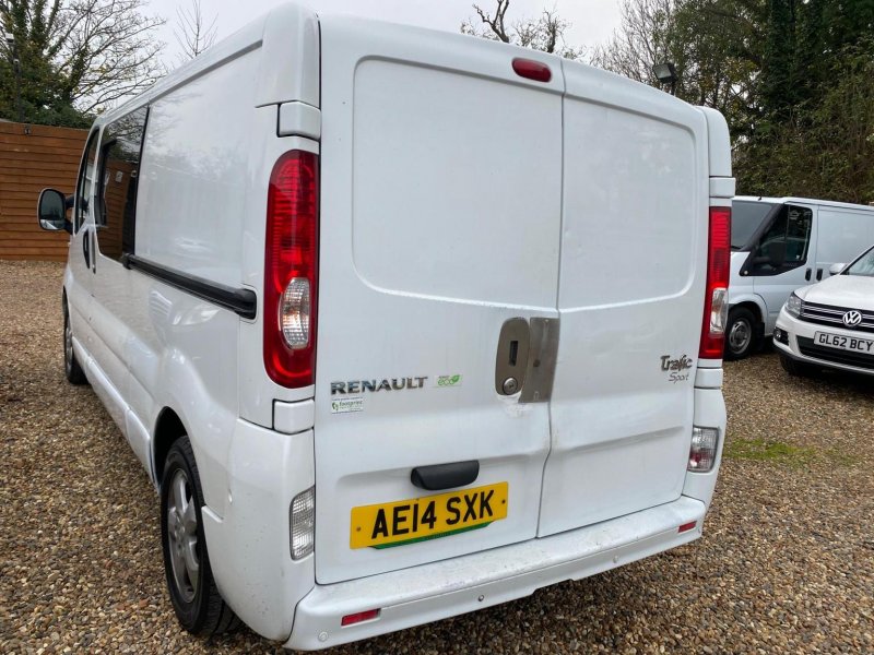 RENAULT TRAFIC