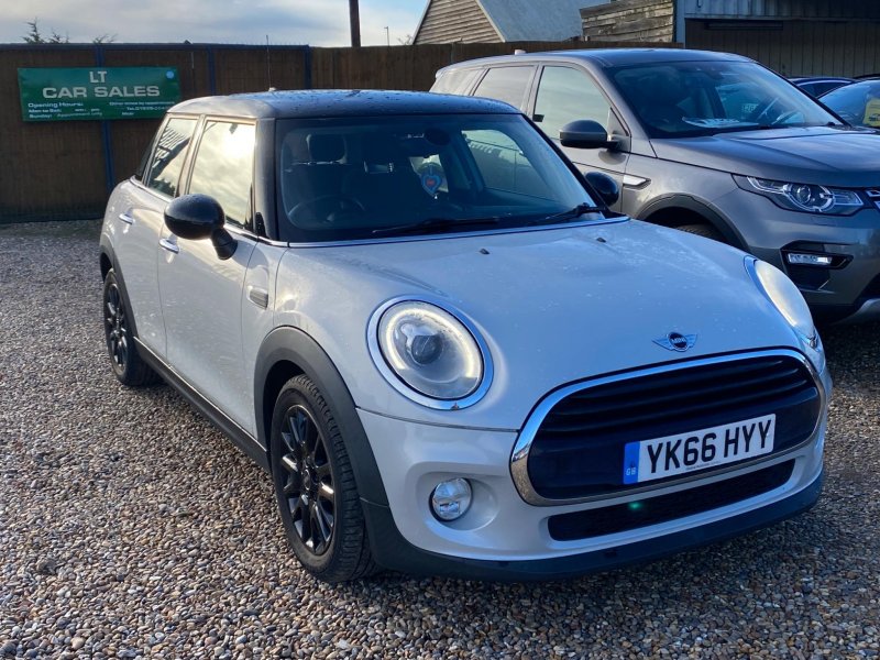 MINI HATCH