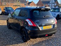 SUZUKI SWIFT