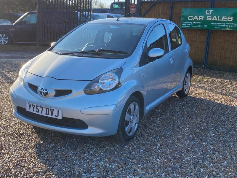 TOYOTA AYGO