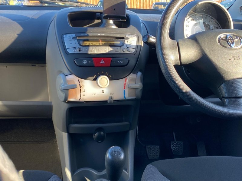 TOYOTA AYGO