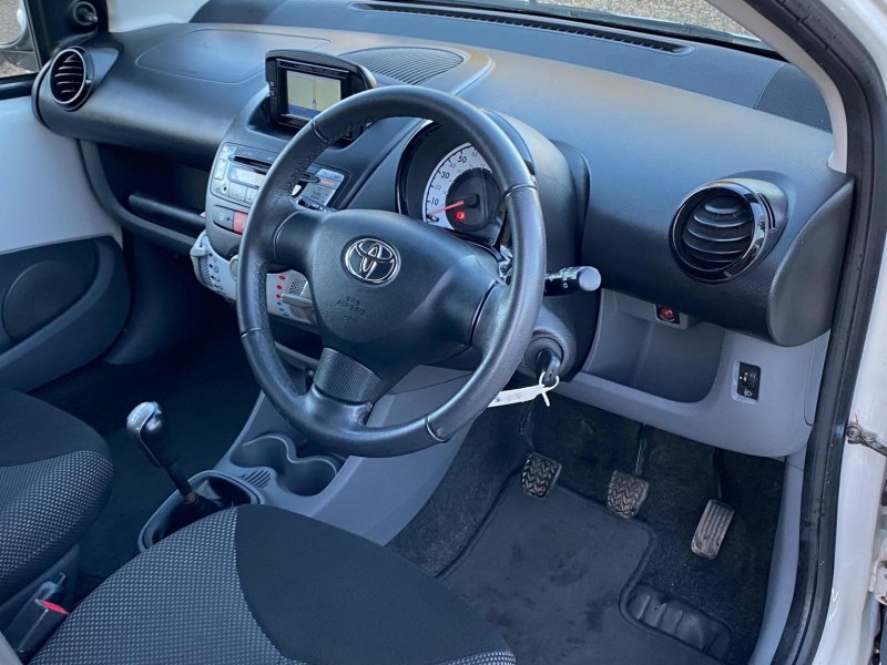 TOYOTA AYGO