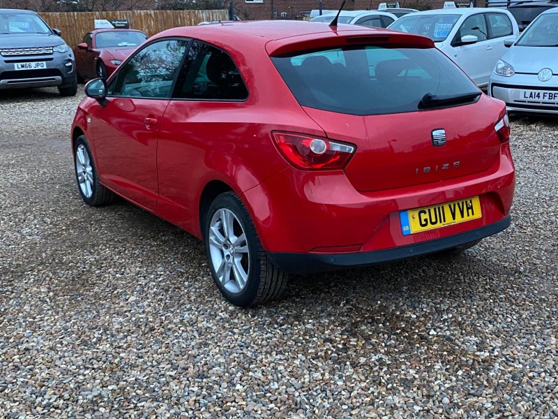 SEAT IBIZA