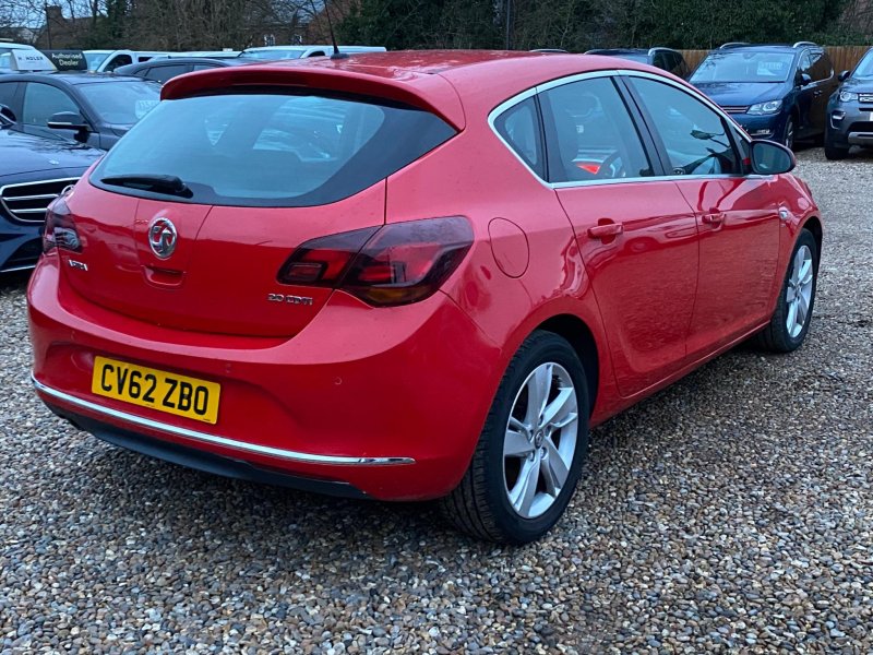 VAUXHALL ASTRA