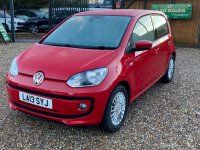 VOLKSWAGEN UP
