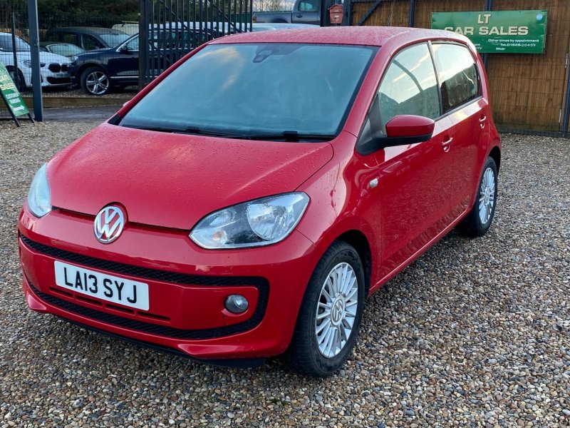 VOLKSWAGEN UP