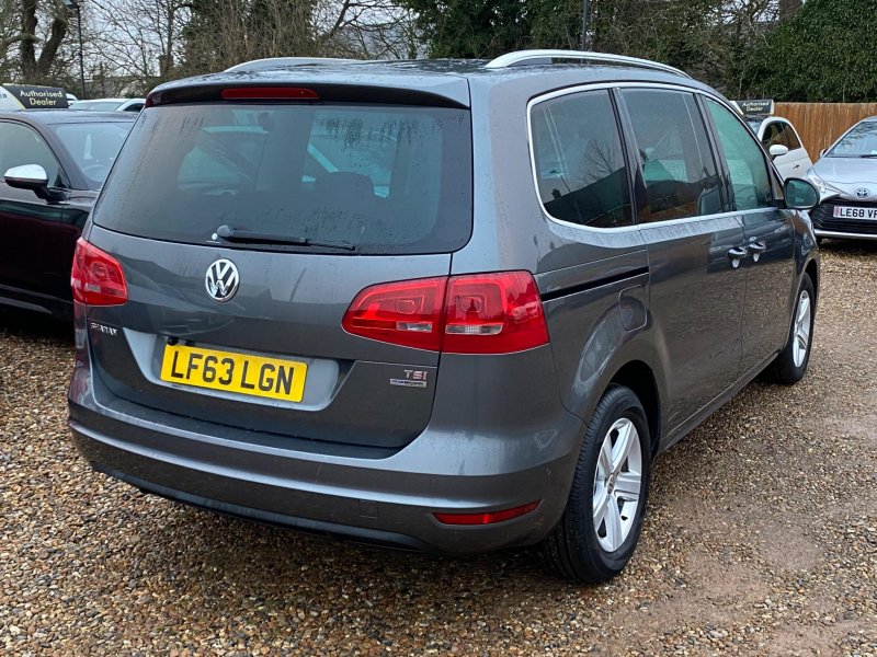 VOLKSWAGEN SHARAN