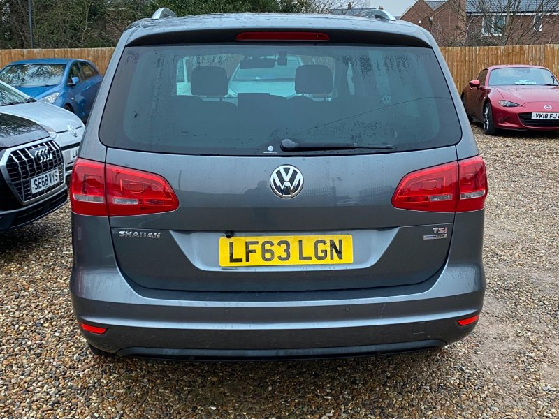 VOLKSWAGEN SHARAN