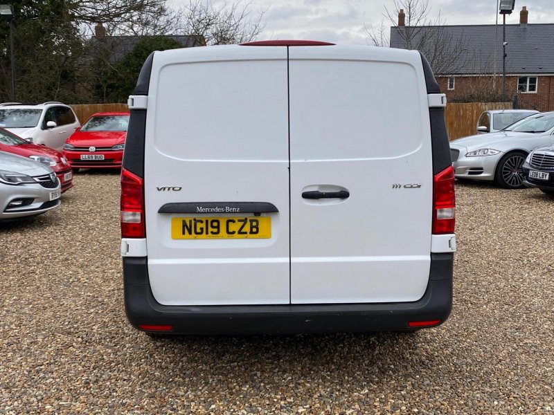 MERCEDES-BENZ VITO