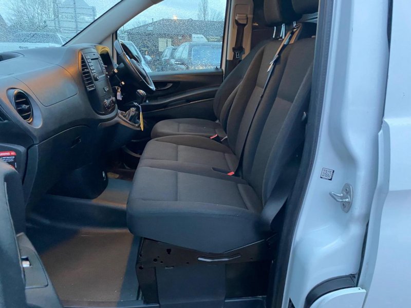 MERCEDES-BENZ VITO