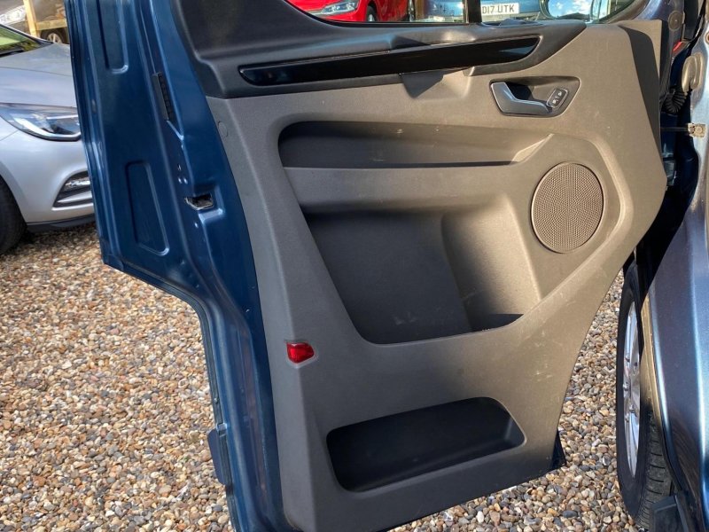 FORD TRANSIT CUSTOM