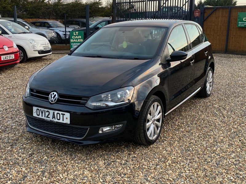 VOLKSWAGEN POLO