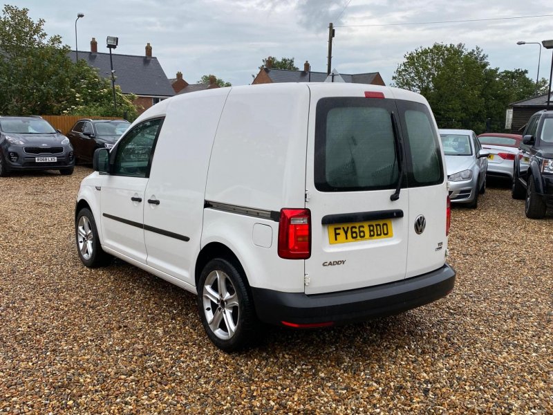 VOLKSWAGEN CADDY