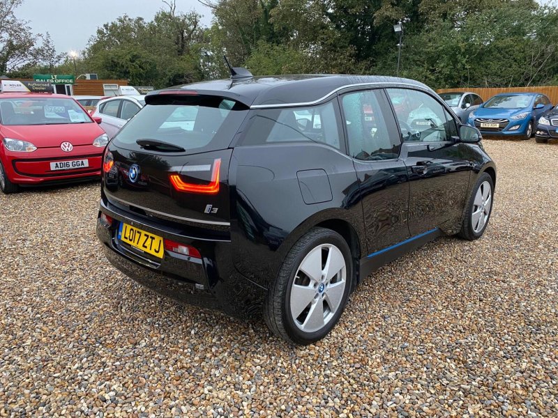 BMW I3